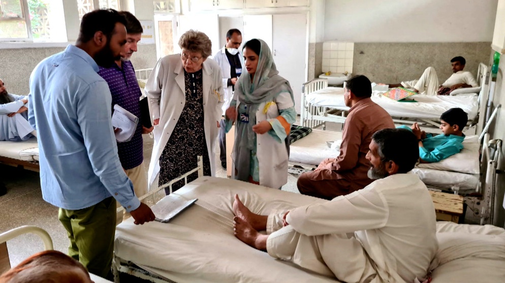 Seit Jahrzehnten unterstützt die Deutsche Lepra- und Tuberkulosehilfe aus Würzburg den Kampf gegen die Lepra in Pakistan – mit großem Erfolg. | Bild: Bildrechte: DAHW