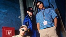 Denyo, DJ Mad und Jan Delay posen | Bild: picture-alliance/dpa