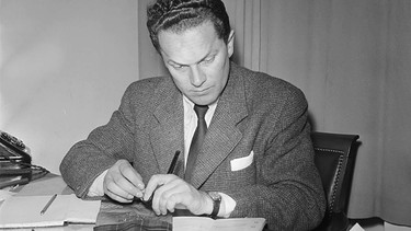 Rudolf Mühlfenzl, ehemaliger Fernsehchefredakteur des BR | Bild: BR/ Historisches Archiv