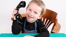 Kind mit Telefonhörer, Musikwünsche | Bild: colourbox.com